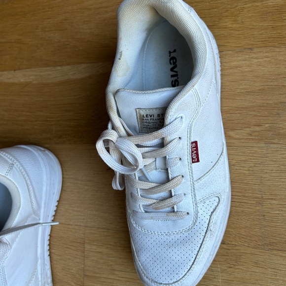 White Levi's Shoes Size 10 - Picture 10 of 14